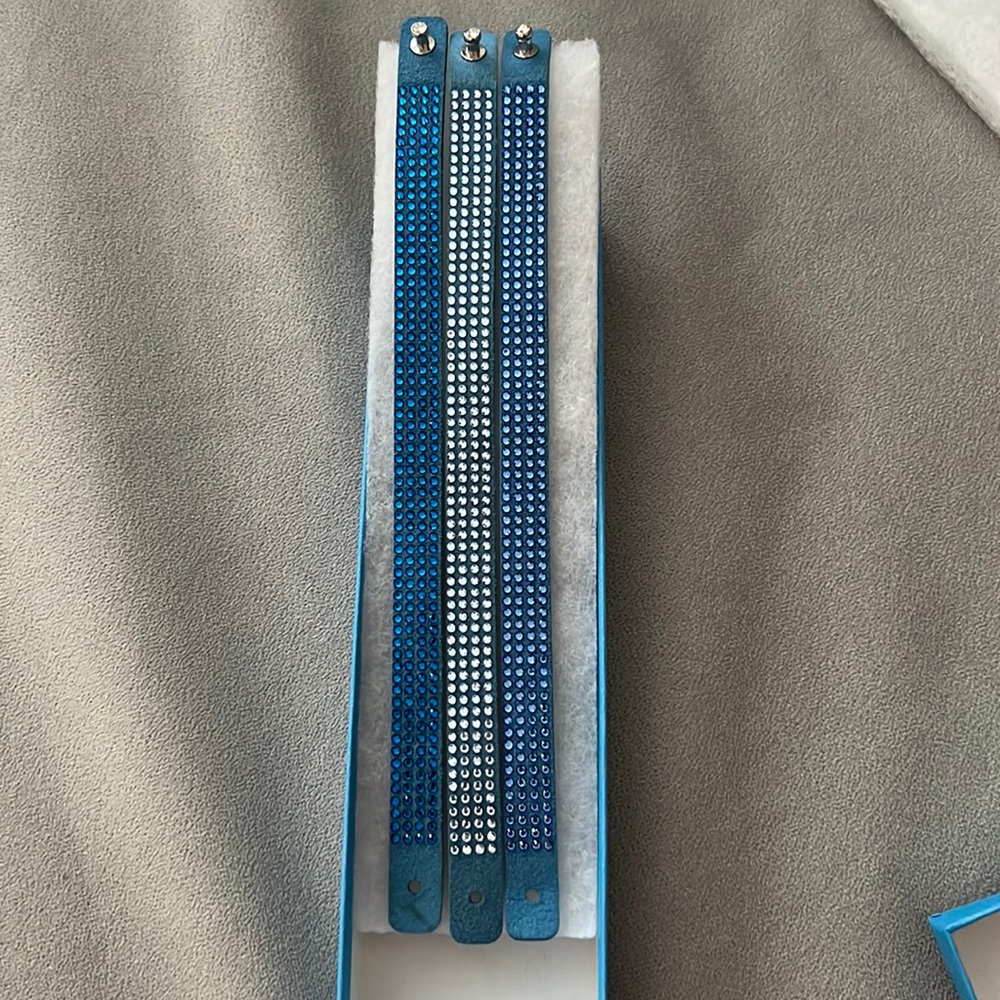 Touchstone Crystal by Swarovski Tri Wrap Bracelet Blue NWOT